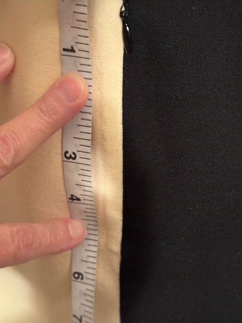 Vintage 1980s Anne Klein Black and Cream Contrast Wool Skirt, Small (4 Petite)