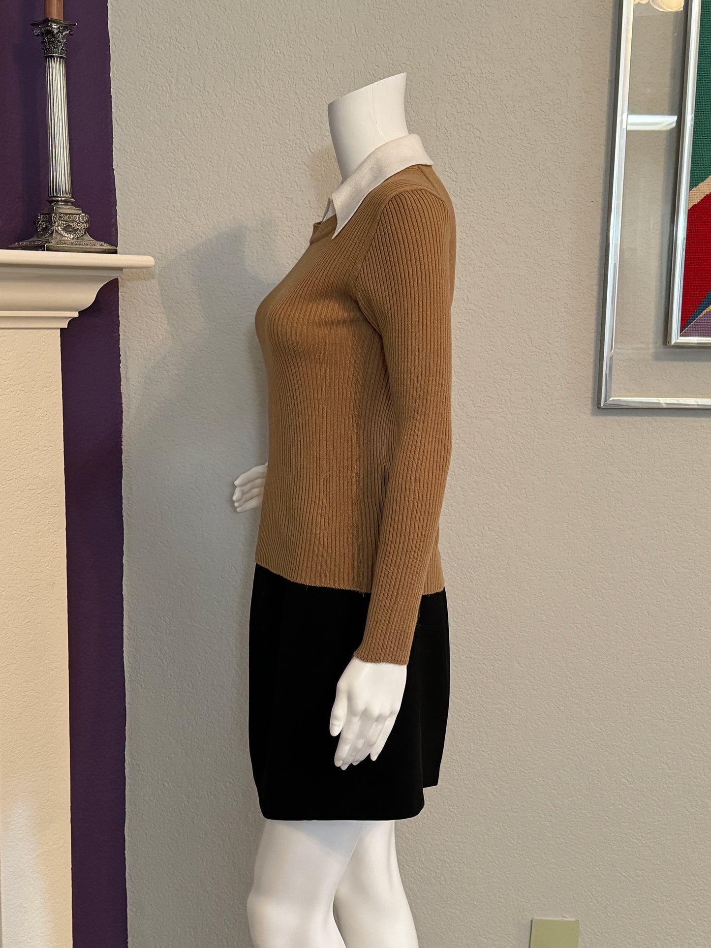 Kimlon Brown Long Sleeve Ribbed Sweater with Off-White Collar