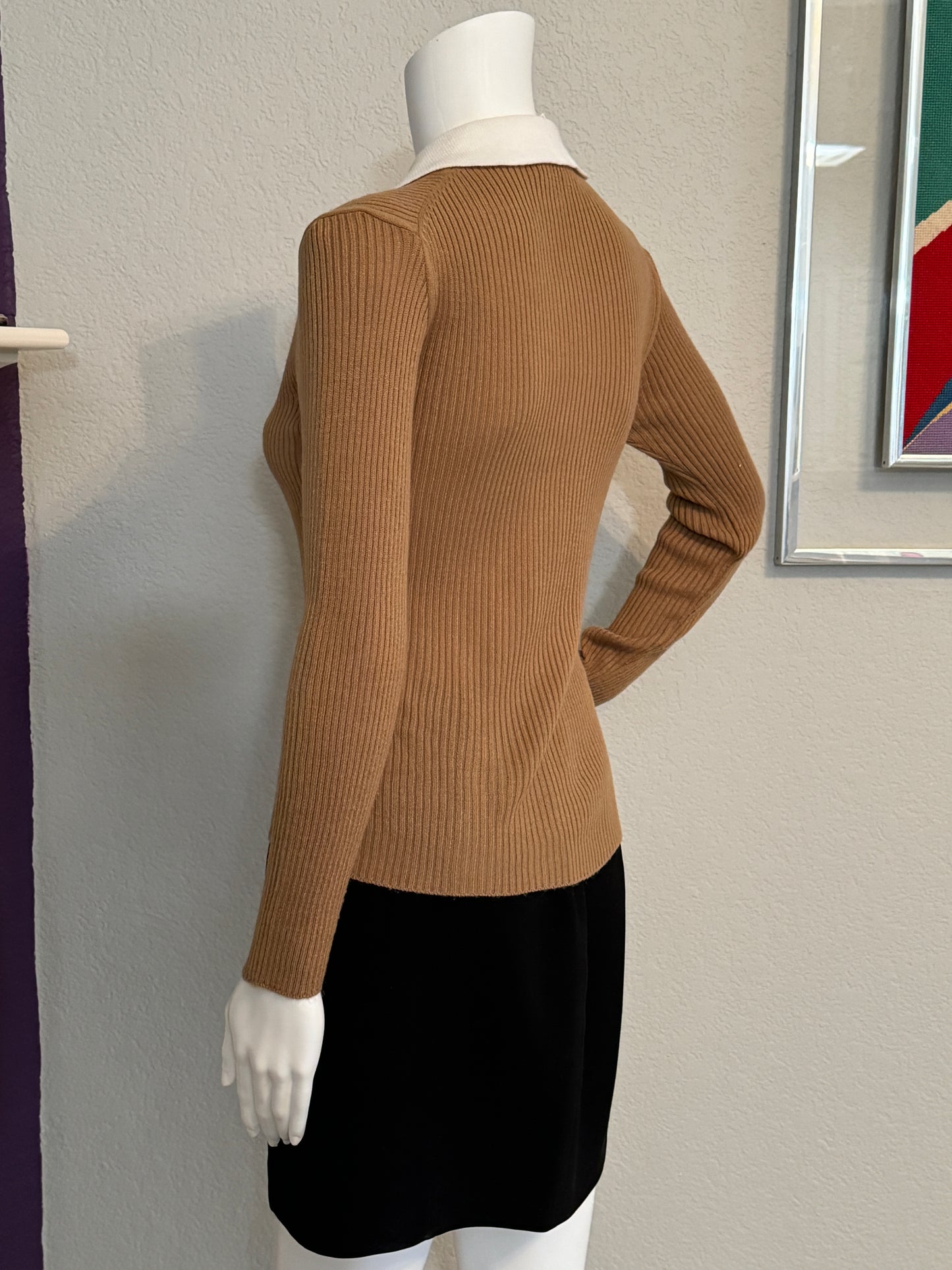 Kimlon Brown Long Sleeve Ribbed Sweater with Off-White Collar