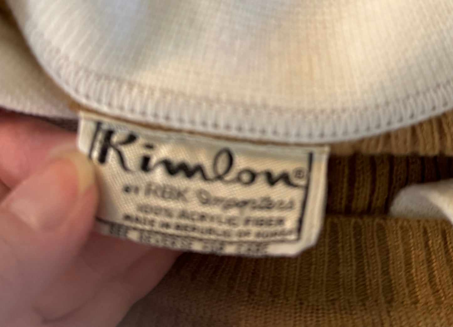 Kimlon Brown Long Sleeve Ribbed Sweater with Off-White Collar
