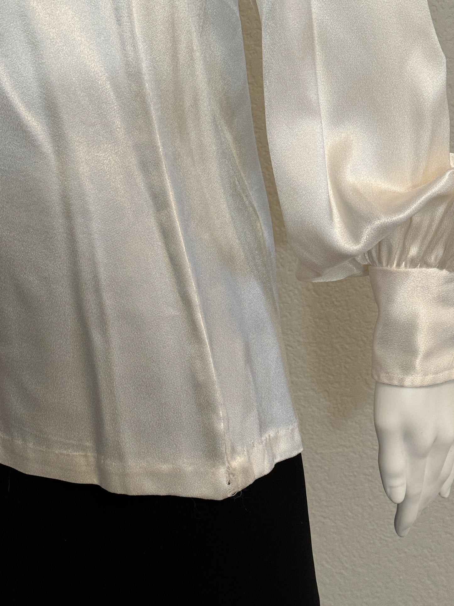 Lady Manhattan White Shiny Long Sleeve Blouse