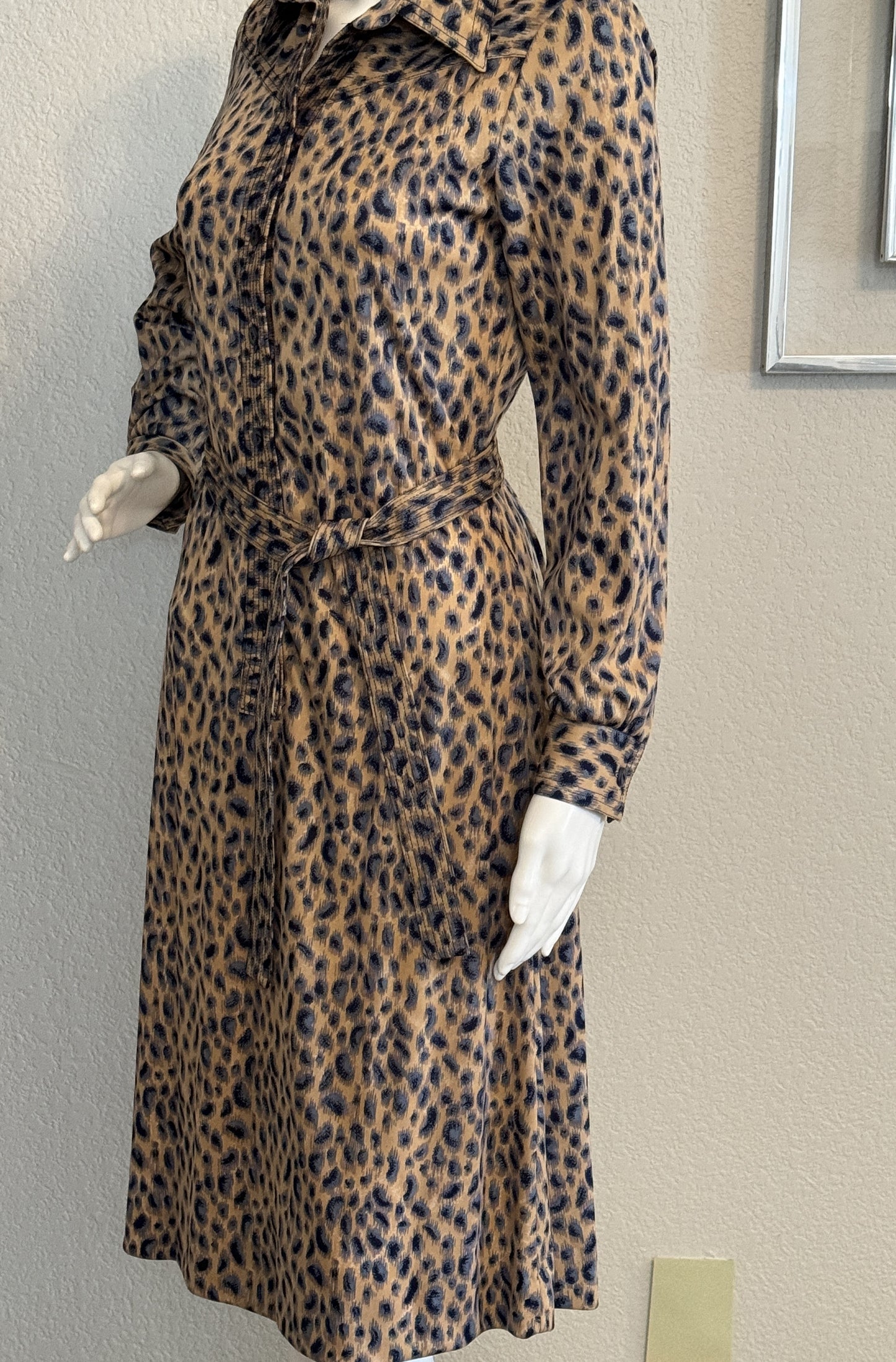 Leopard Print Vintage Knit Button Dress from the 1970s (Small/Medium)