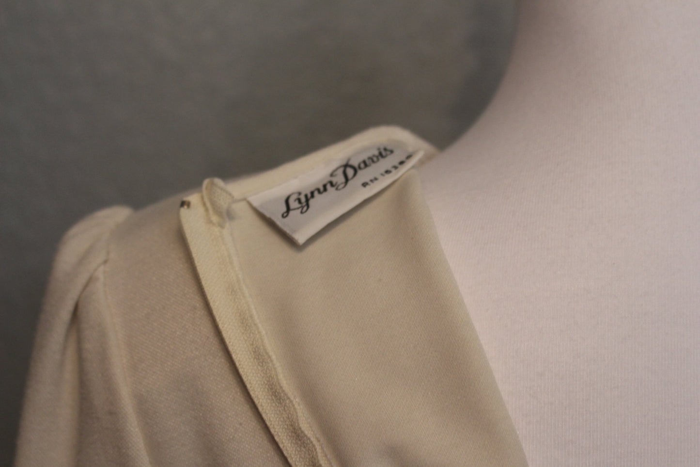 Lynn Davis Fun 70s Off-white and Tan Dress