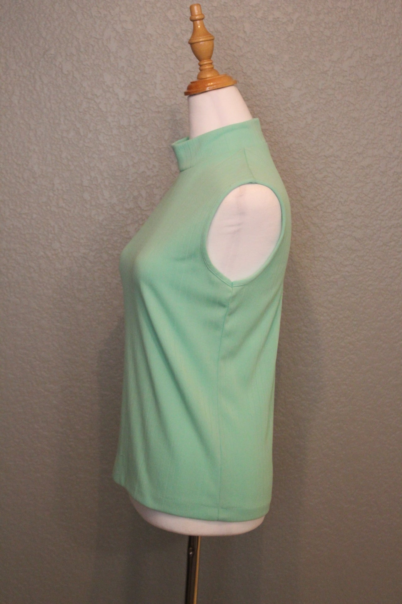 Lime Green Short Sleeveless Small High Neck Shirt (SM)