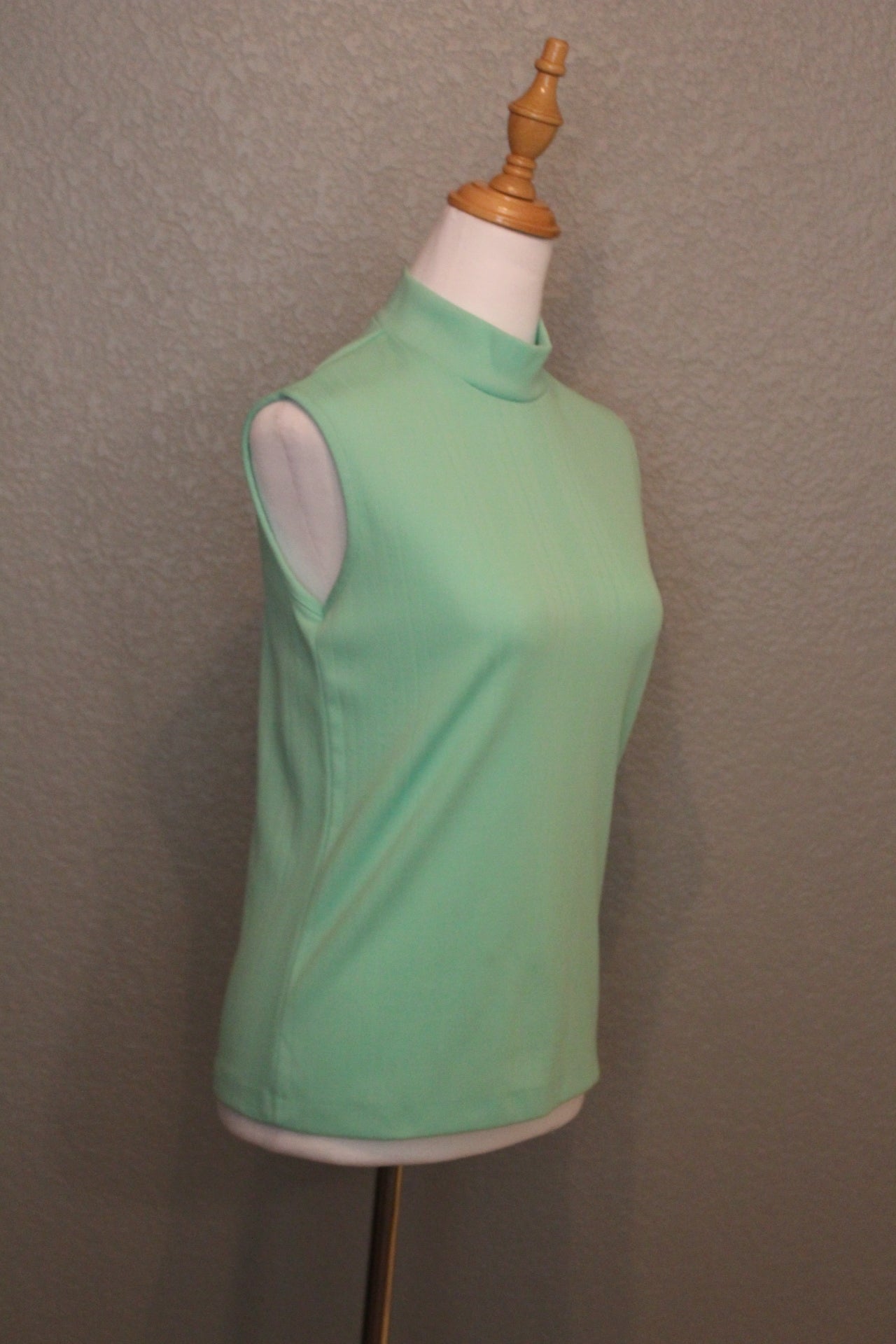 Lime Green Short Sleeveless Small High Neck Shirt (SM)