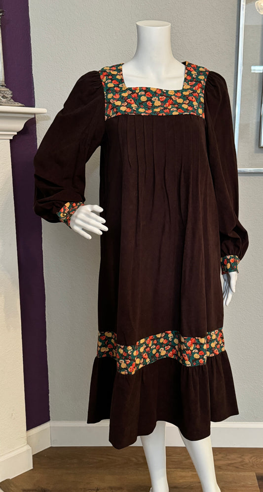 Vintage Brown Polyester Long Sleeve Maxi Dress with Floral Accents (Size 14, Vintage)
