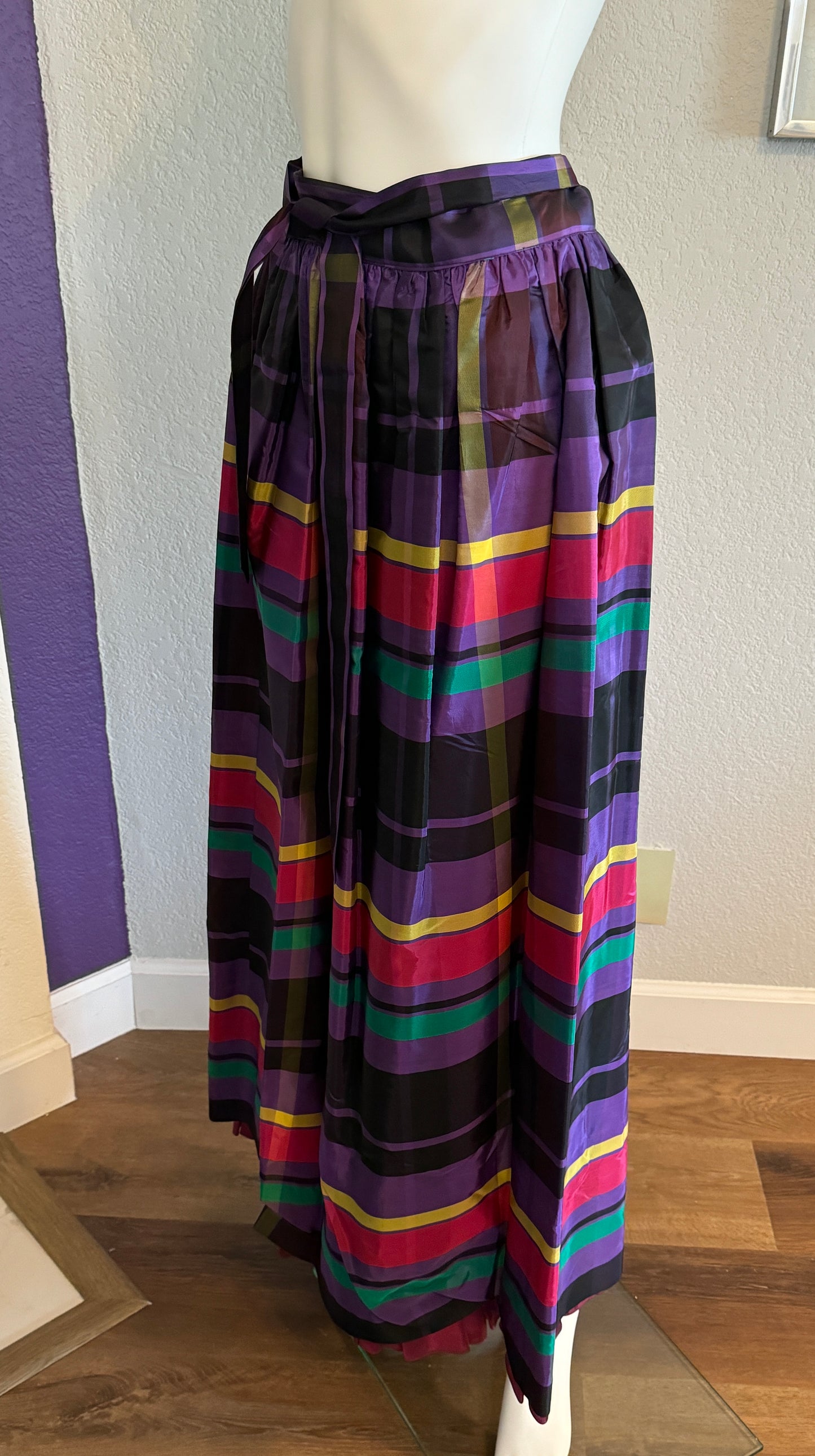 Ellen Tracy Plaid Taffeta Long Wrap Skirt (SM) ILGWU Union Made