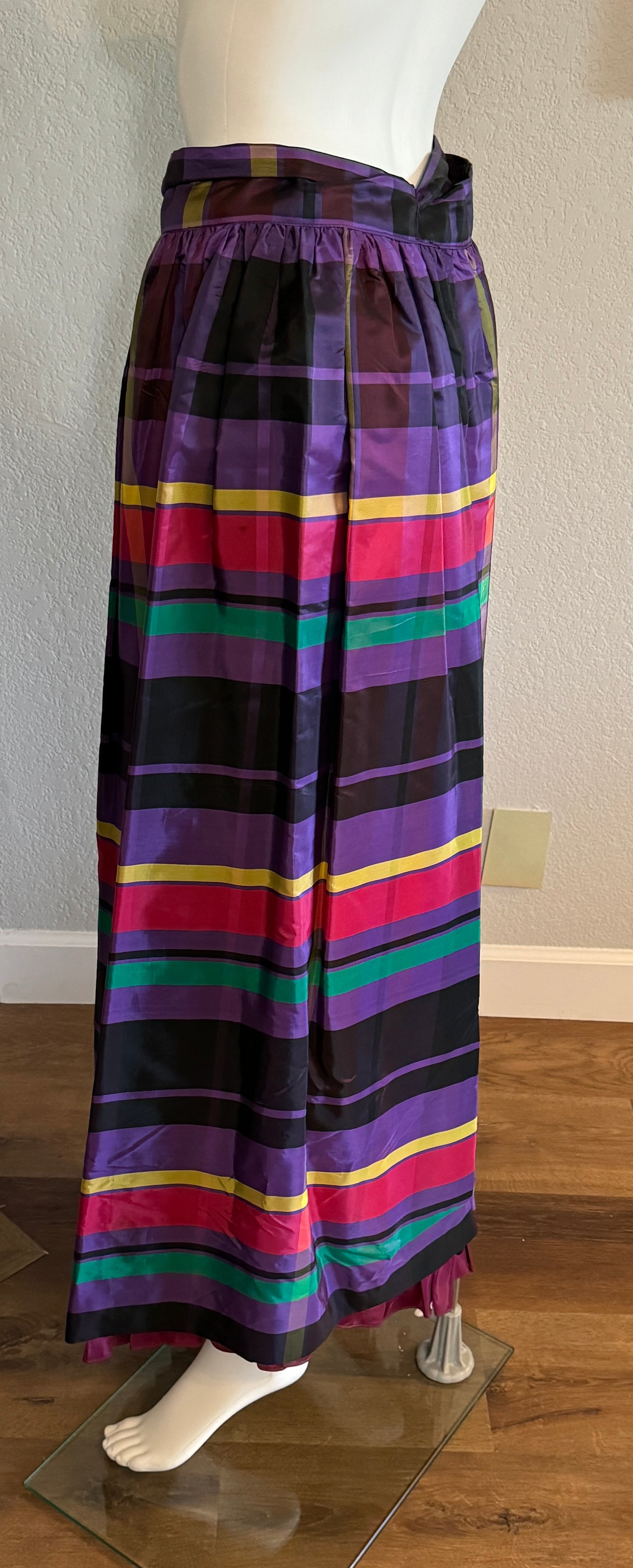 Ellen Tracy Plaid Taffeta Long Wrap Skirt (SM) ILGWU Union Made