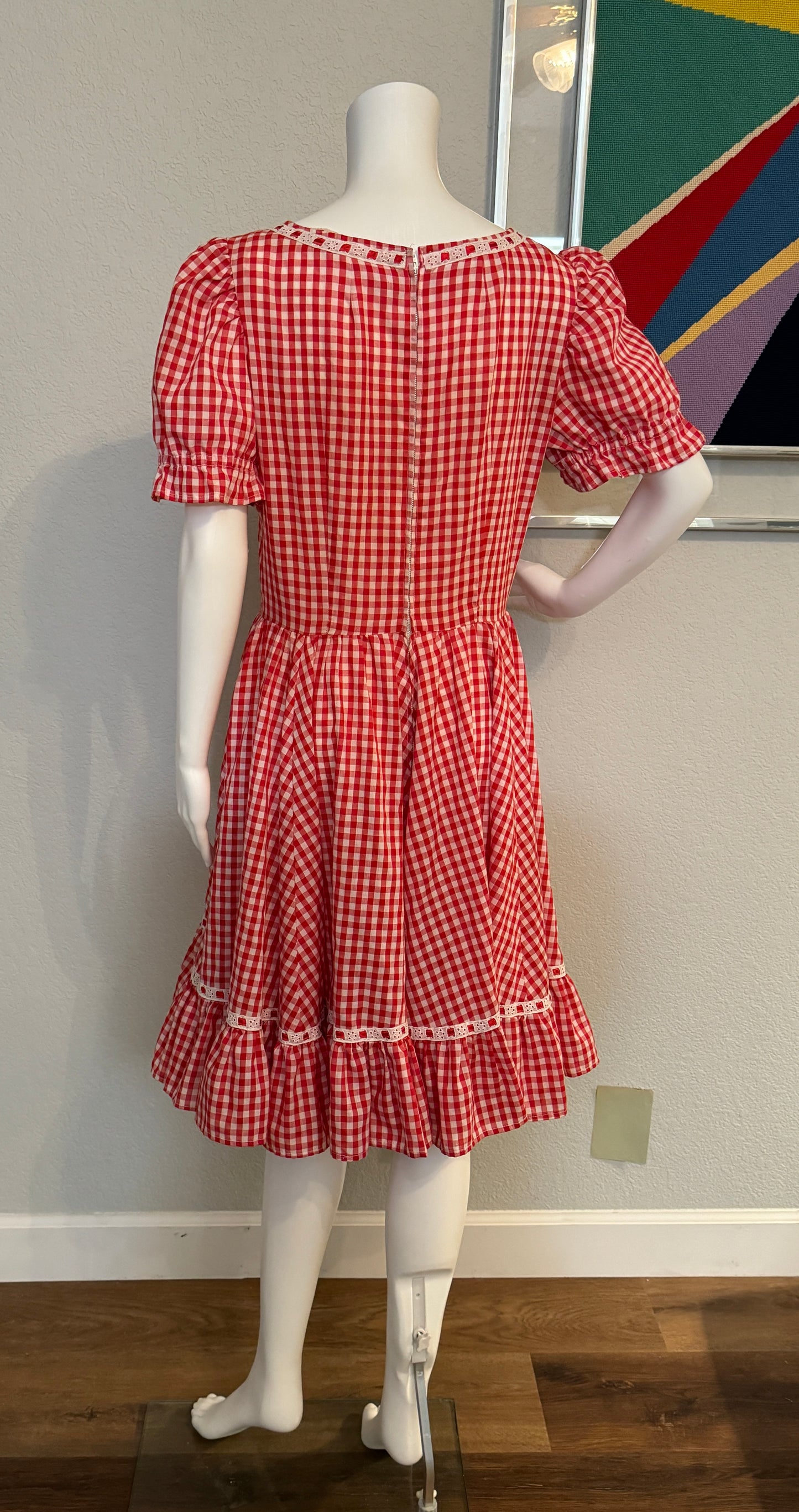 Vintage Red Plaid / Gingham Patterned Short-Sleeve Dress