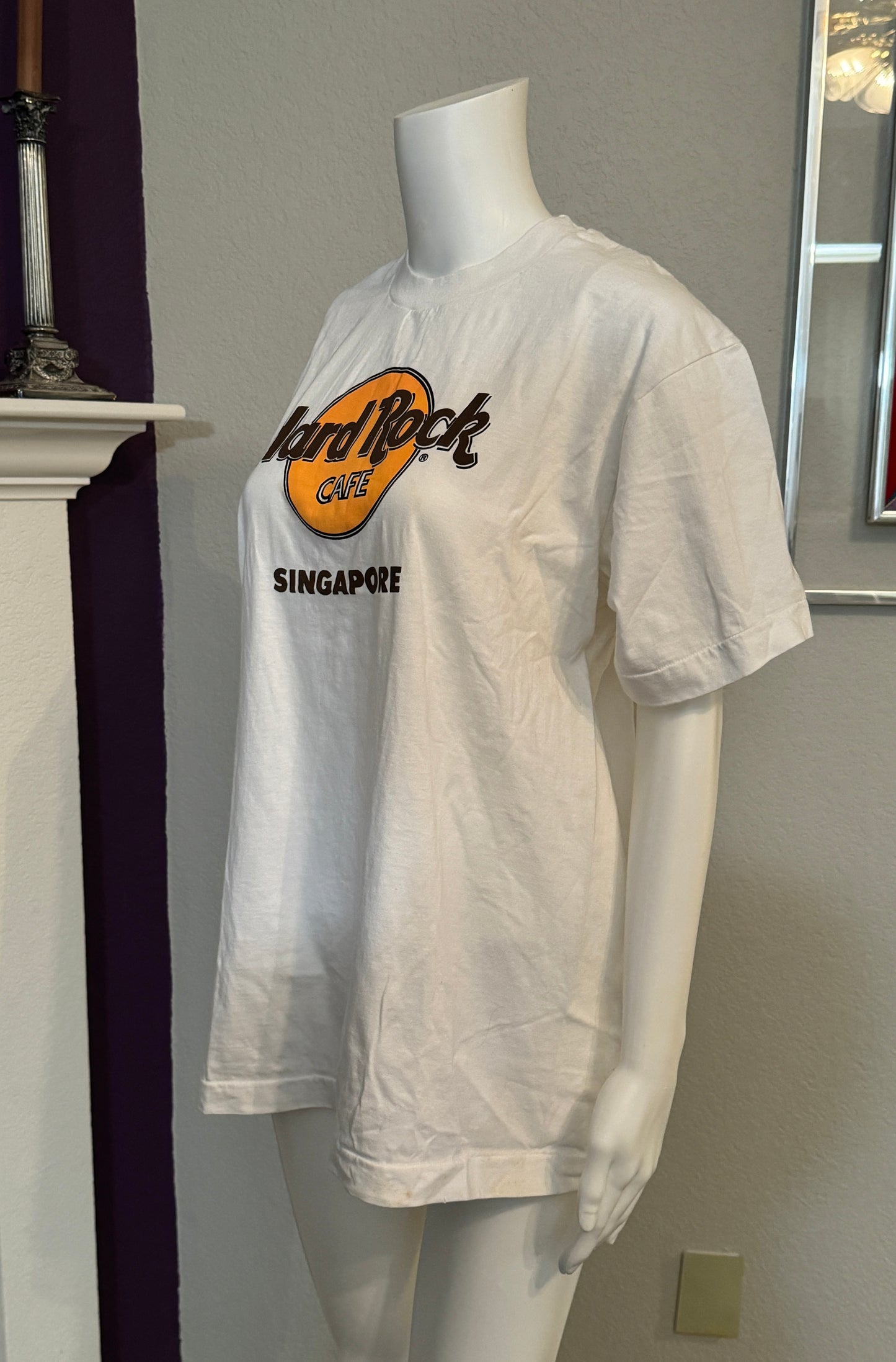 Vintage Hard Rock Cafe T-Shirt from Singapore (Never Worn)