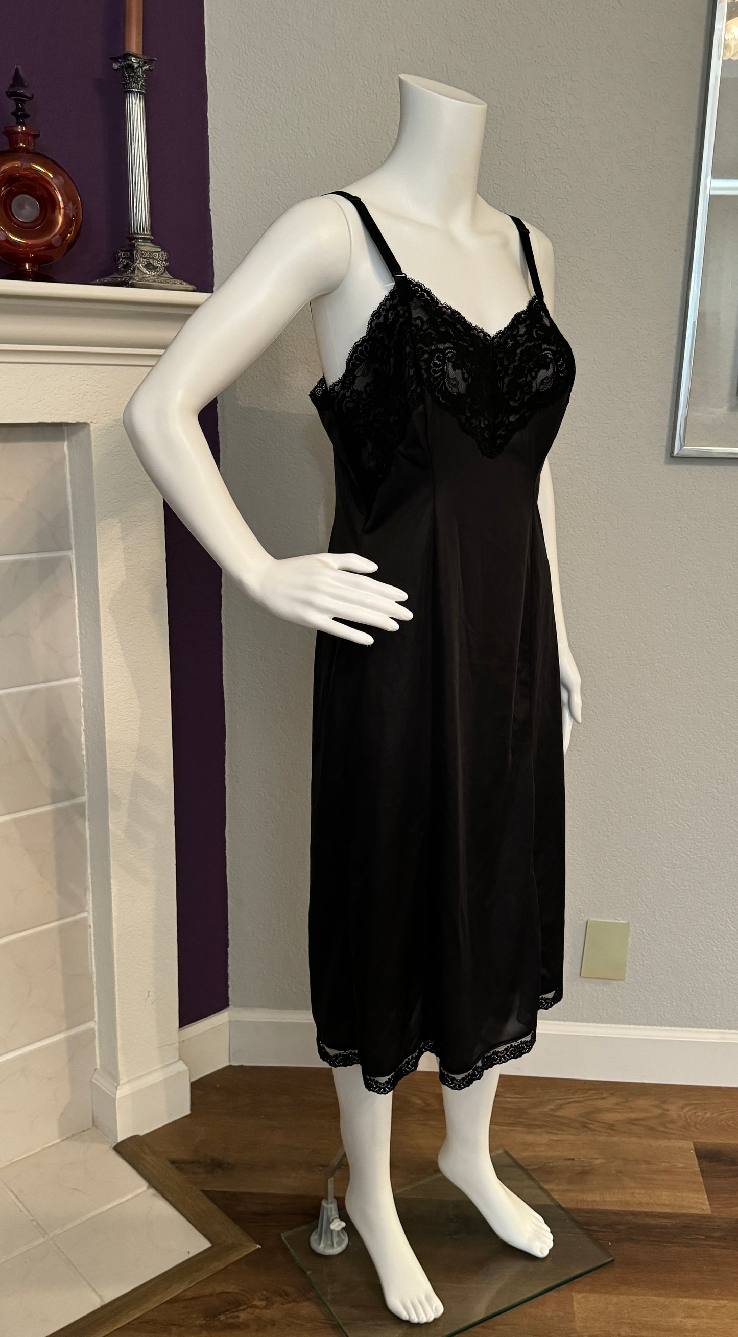 Wonder Maid Black Full Slip, 1960s,  ILGWU Union Made – Size 38