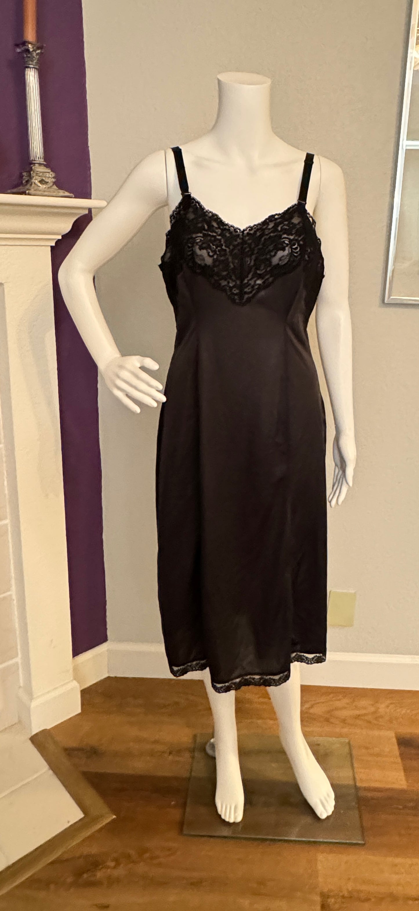 Wonder Maid Black Full Slip, 1960s,  ILGWU Union Made – Size 38