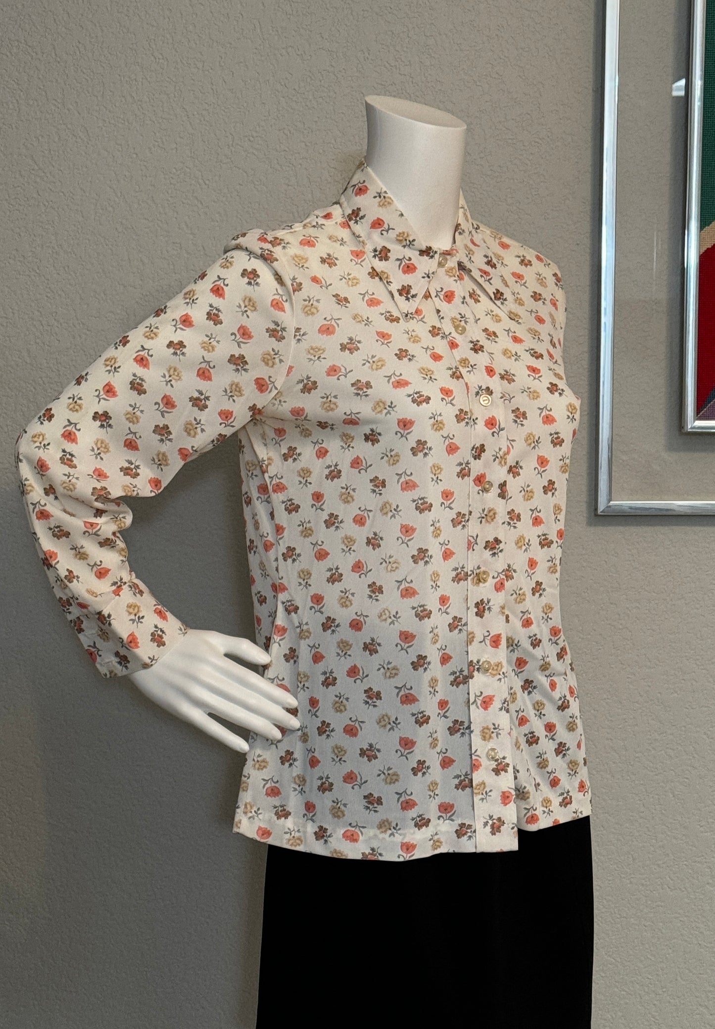 Vintage Montgomery Ward Long Sleeve Women’s Blouse with Flowers