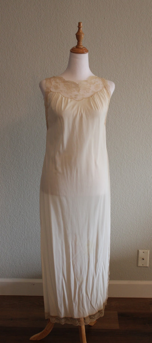 Off-White Full Lengh Sleeveless Nightgown Nylon and Lace