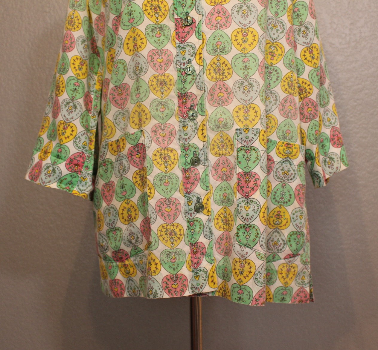 Mid Sleeve Off White Cotton Flower Shirt with Pastel Pink, Green, Yellow, Blue Hearts