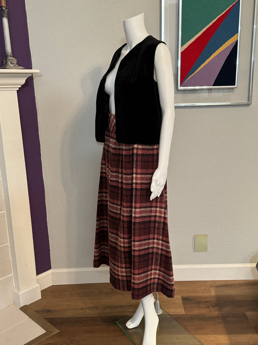 Wool Plaid Long Skirt, Mumpitz Sportsware LTD, Vintage Size 13, Union Made