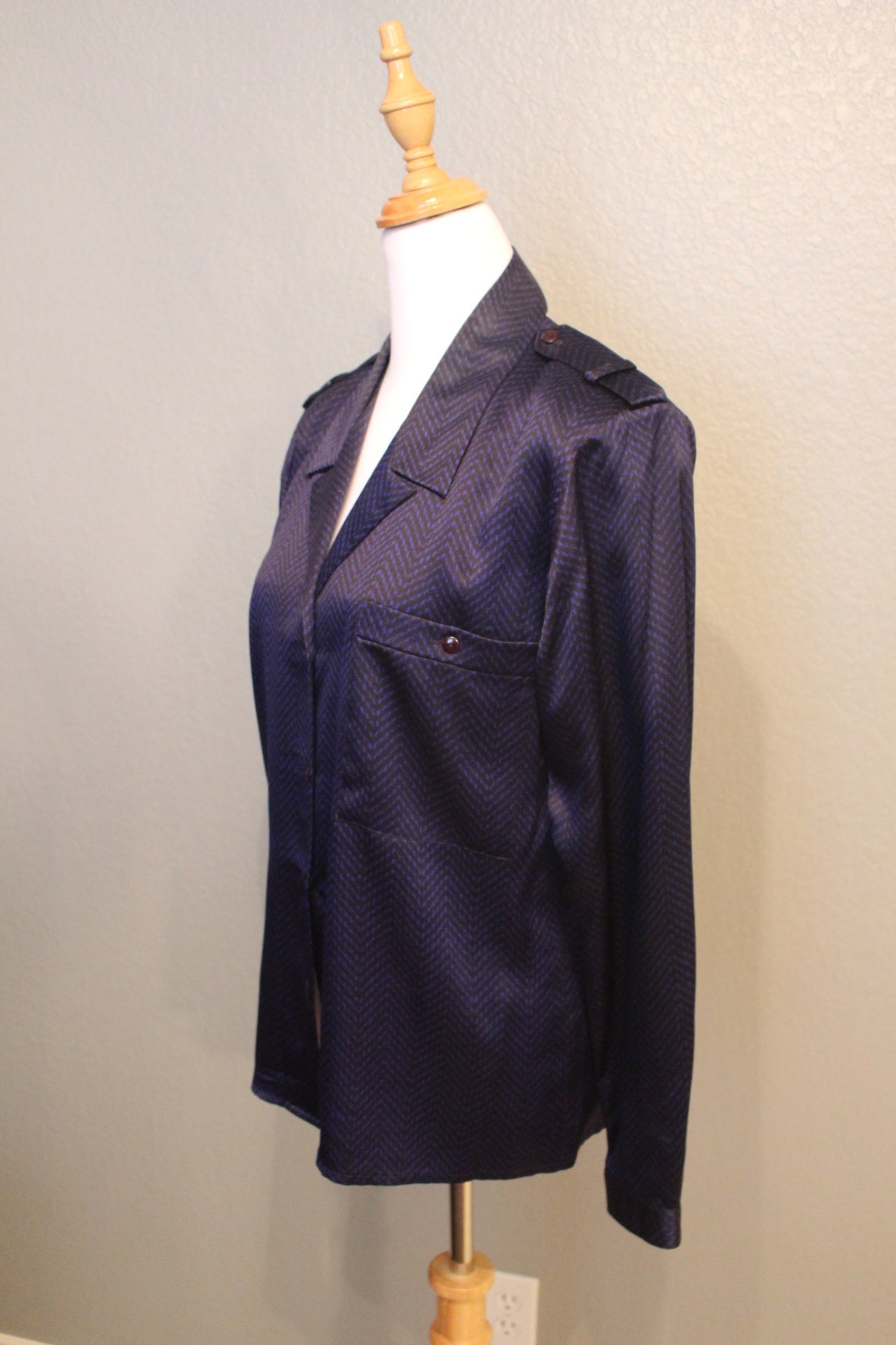 Spitalnick Blue Designer 3 Piece Suit with patterned Silk Shirt, Jacket and Skirt