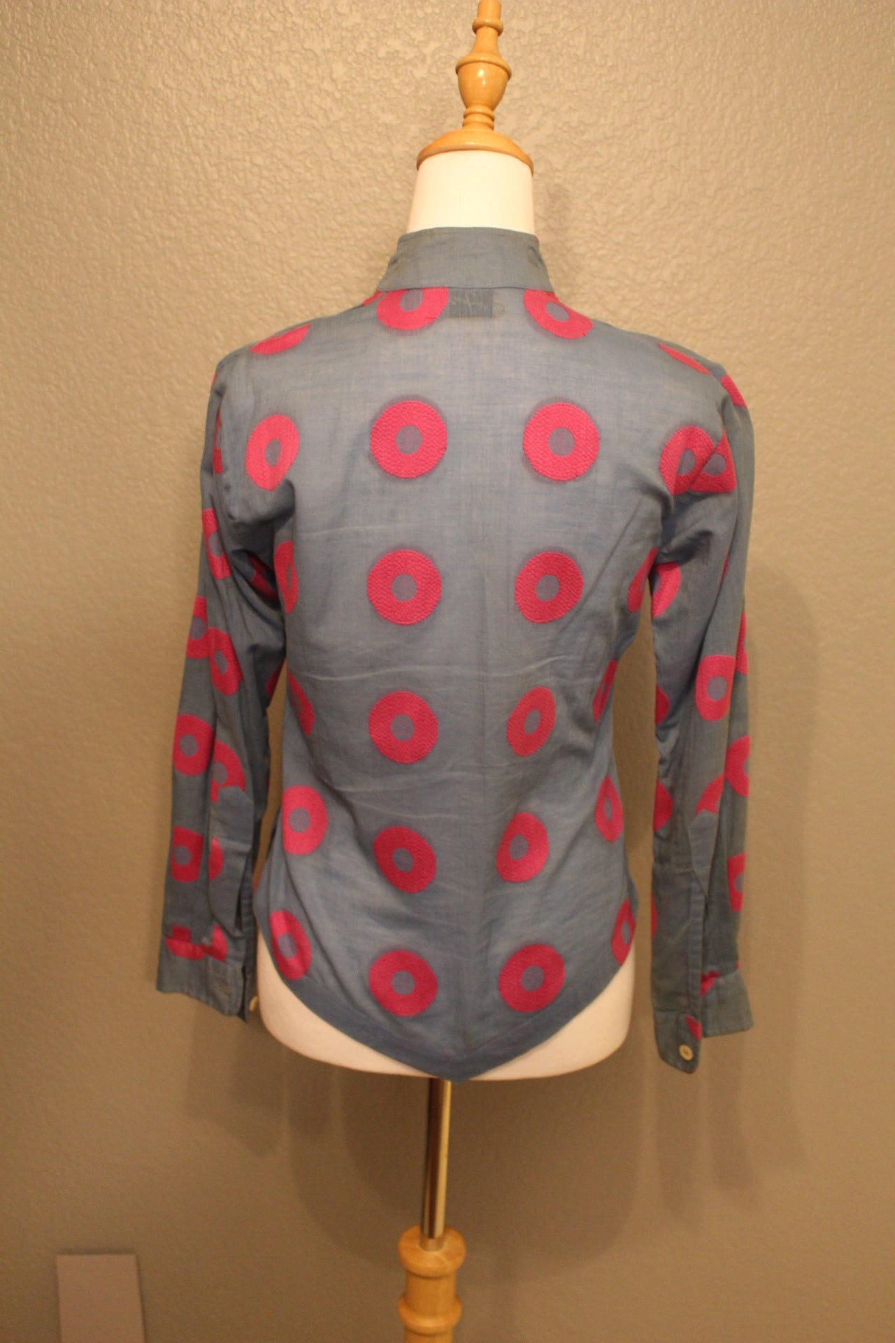 Mr James Boutique 70s Blue Long Sleeve Cotton Button Down Shirt with Pink Circle Stiching