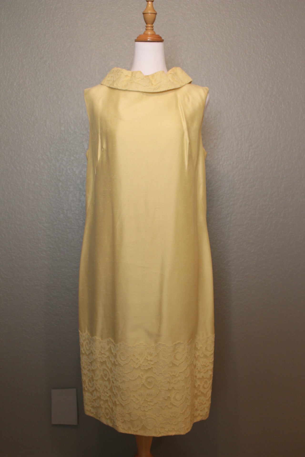 Sleeveless Silk Dress, off-white with Lace Overlay.