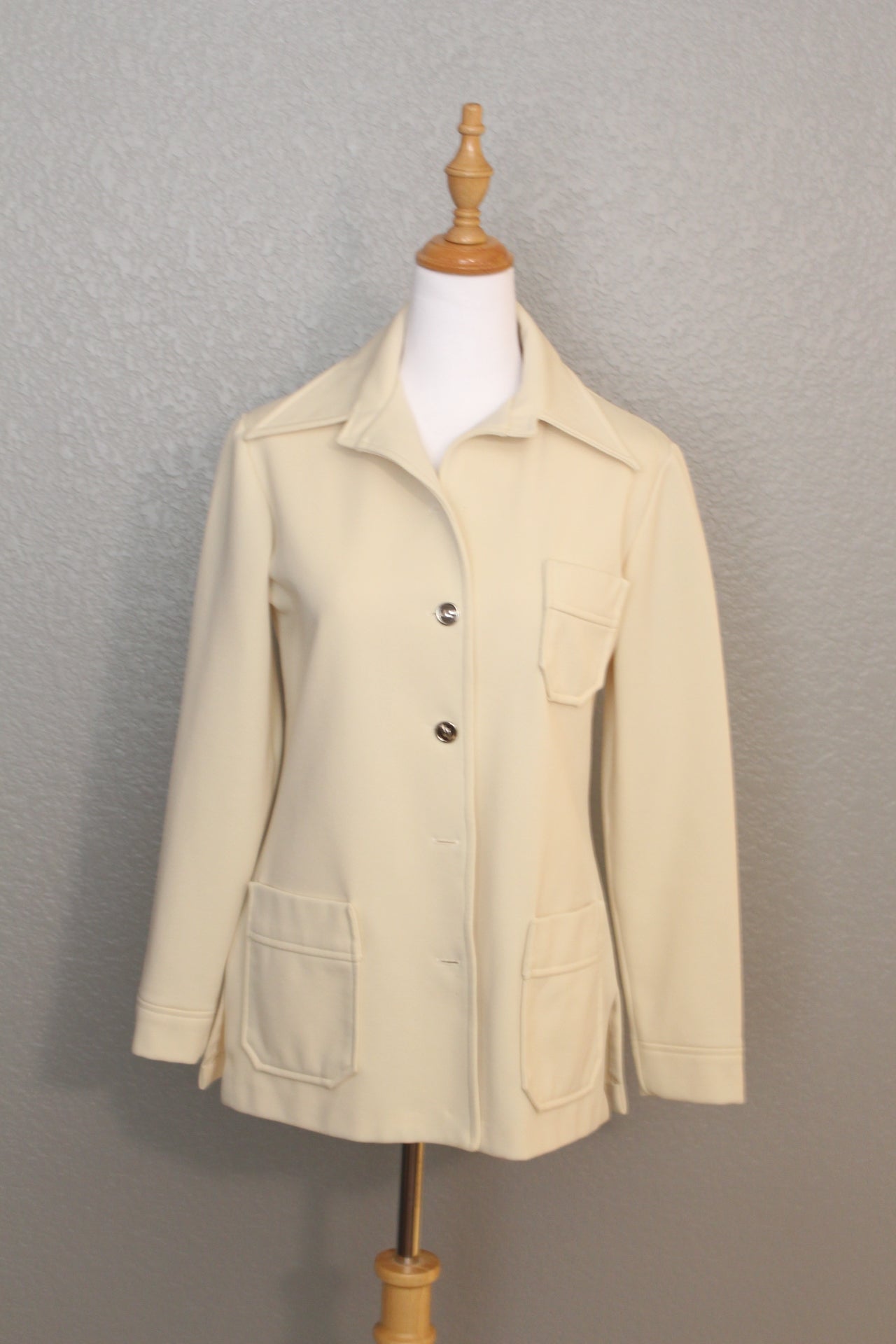 Creme Colored Cotton Long Sleeve 70's jacket