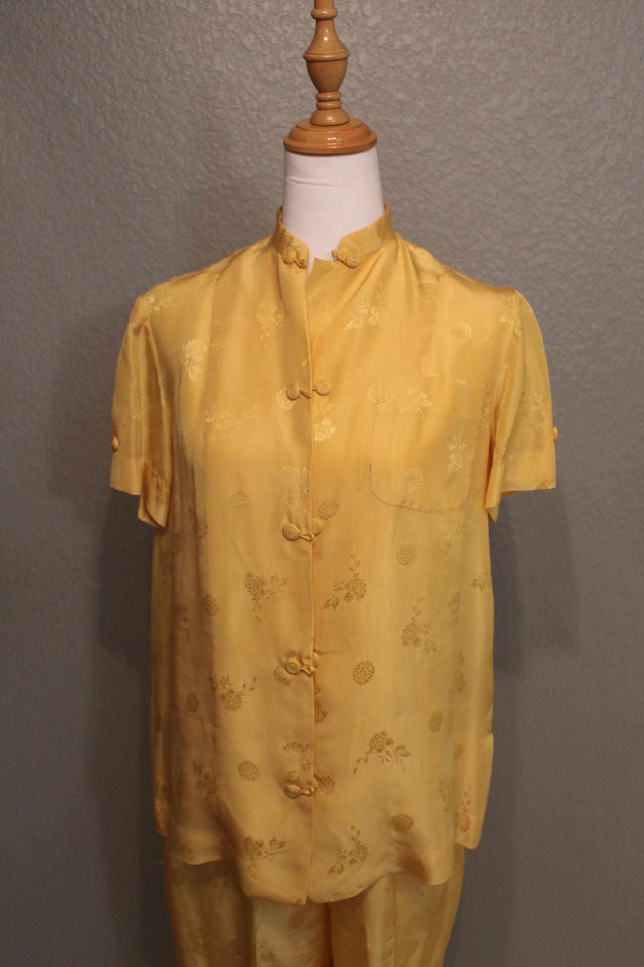 Royal Crown Embossed Yellow Silk Pants, Shirt and Jacket 100% Silk - Small (SM)