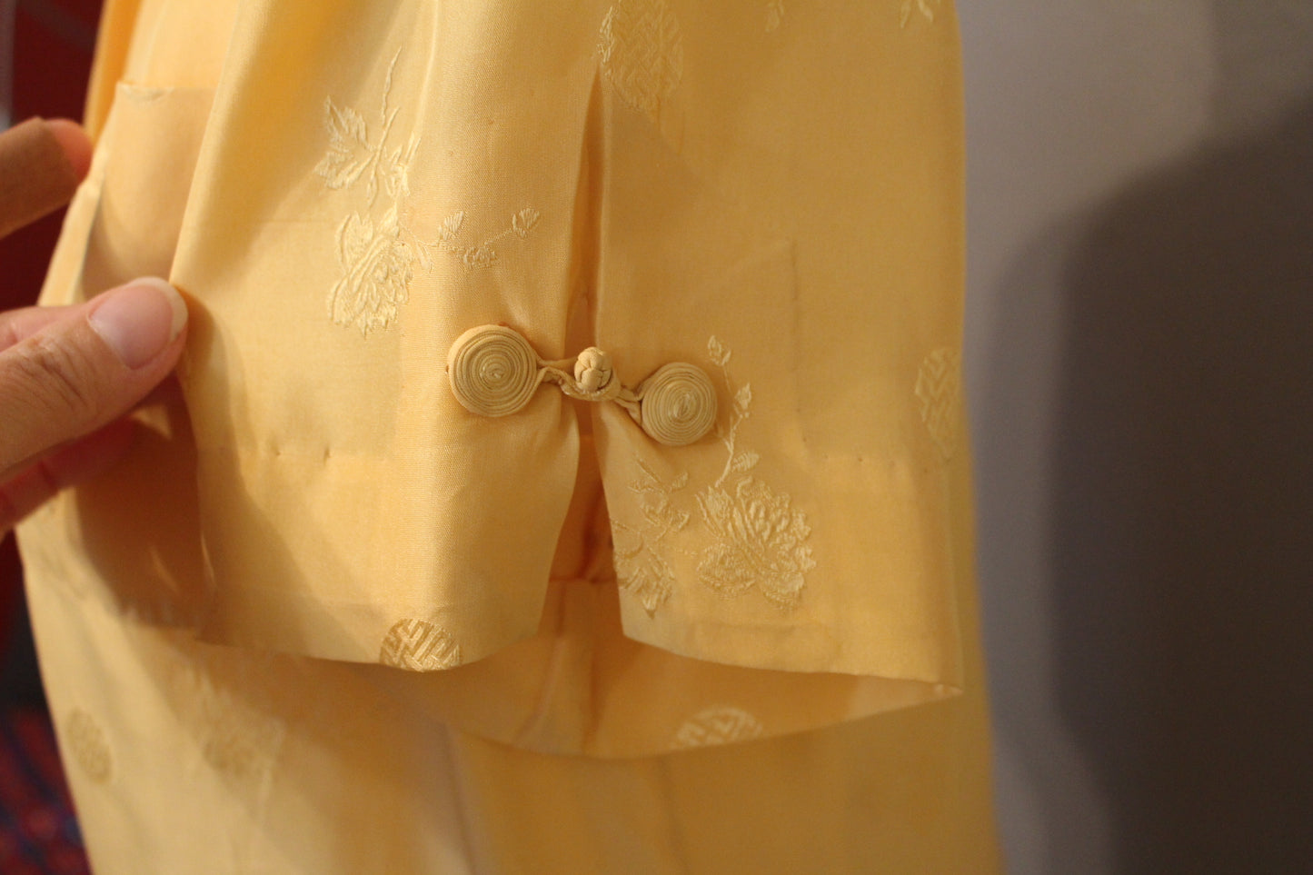 Royal Crown Embossed Yellow Silk Pants, Shirt and Jacket 100% Silk - Small (SM)