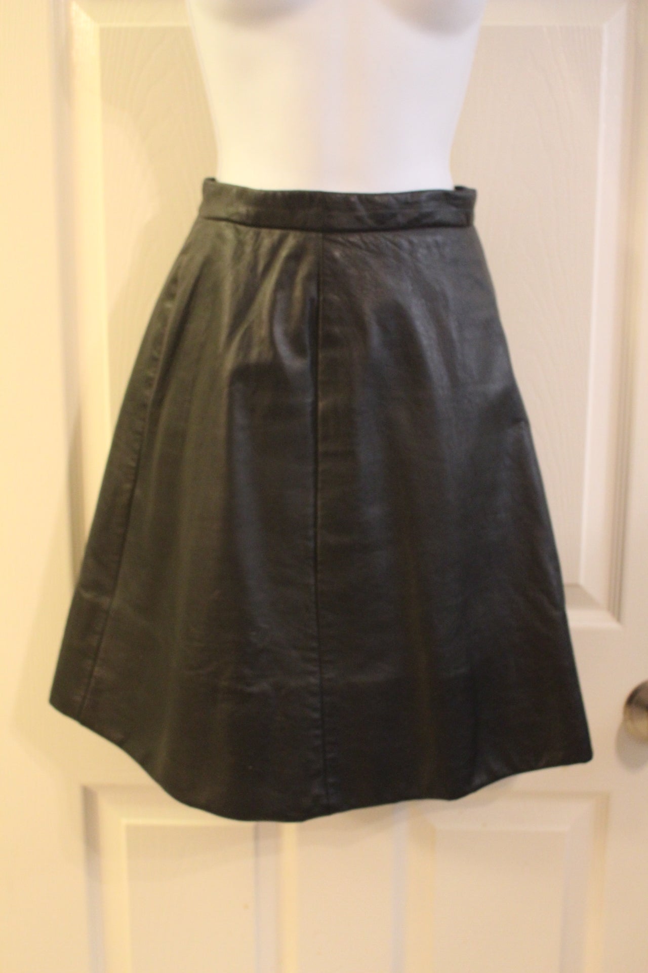 Roger Van S   70s Black Leather A" Line Skirt