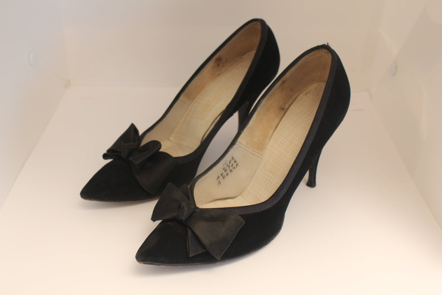 Black Designer Heels with Bow Tie, 6.5", AA