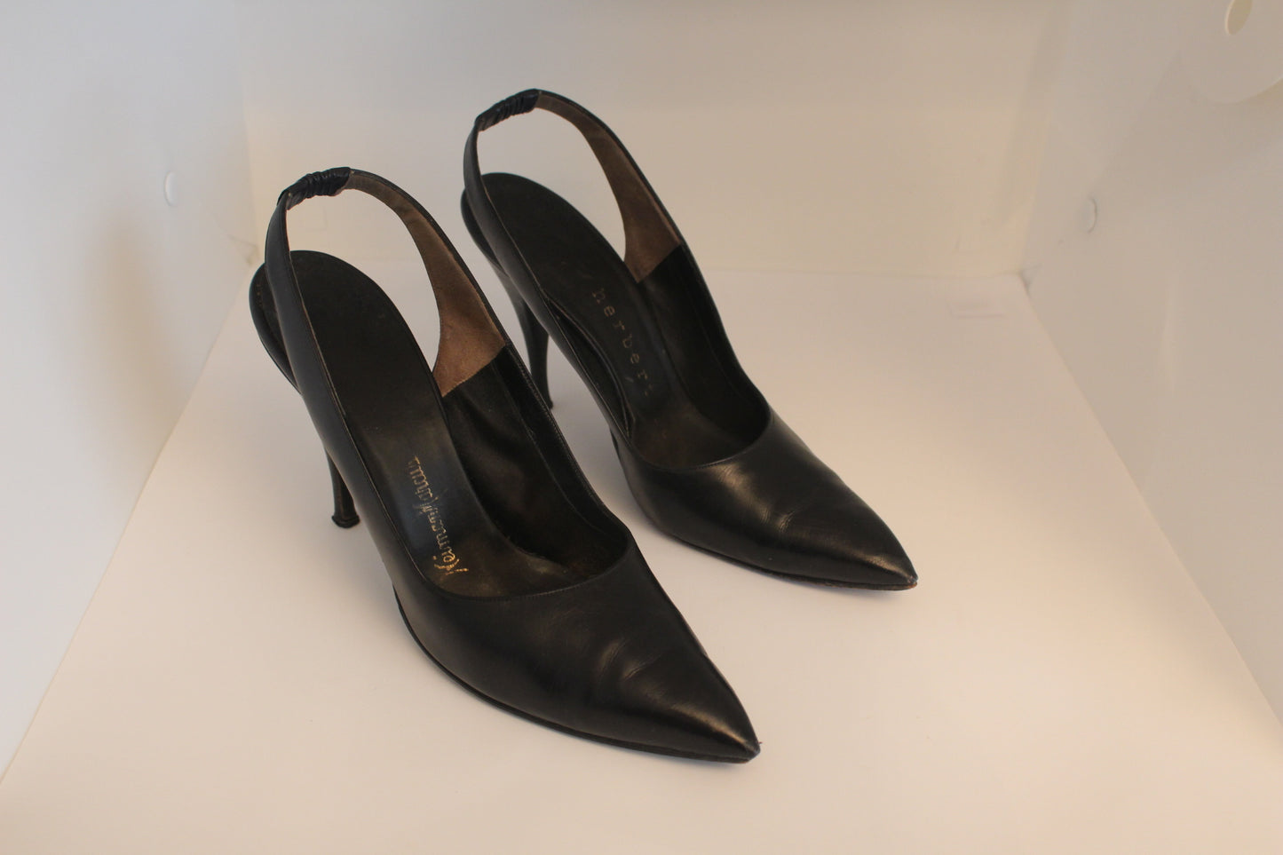 Neimans Herberto Black Pumps Sling Back - 6.5" A,  4" Heels