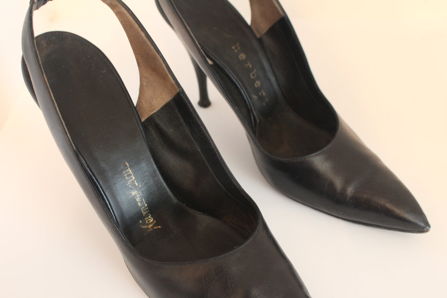 Neimans Herberto Black Pumps Sling Back - 6.5" A,  4" Heels