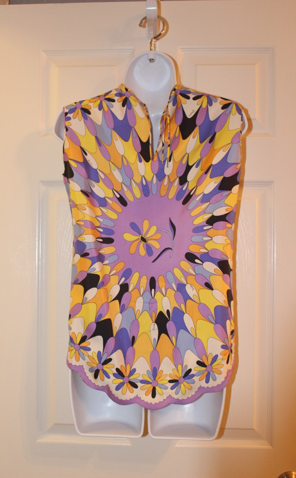 Emilio Pucci Multicolor Printed Silk Sleeveless Blouse (XS)