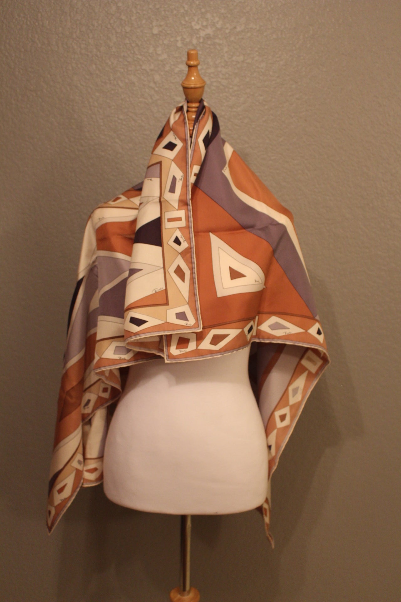 Pucci Designer Patterned, 100% rare Silk Vintage Scarf that can be worn may ways! Made in Italy.