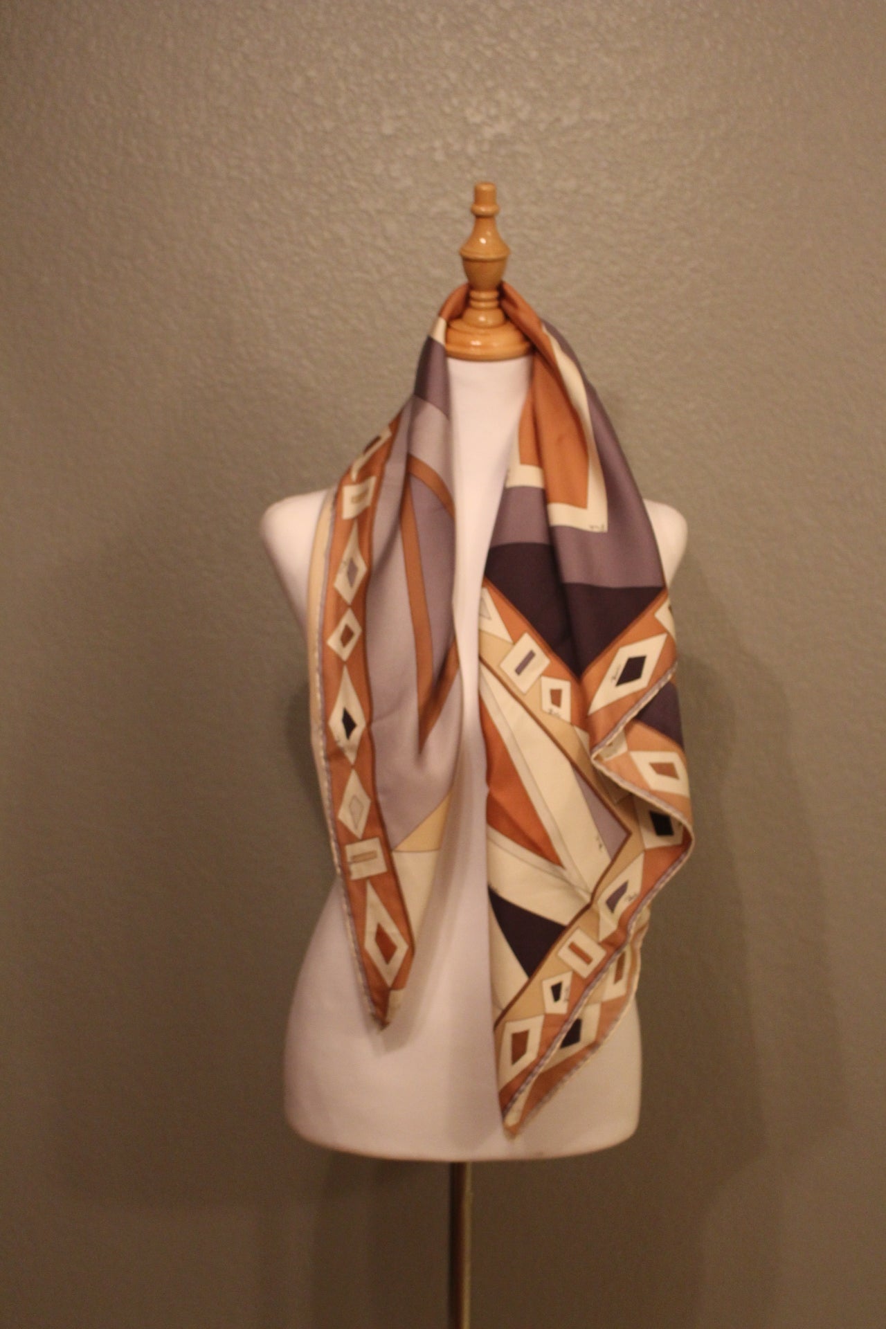 Pucci Designer Patterned, 100% rare Silk Vintage Scarf that can be worn may ways! Made in Italy.