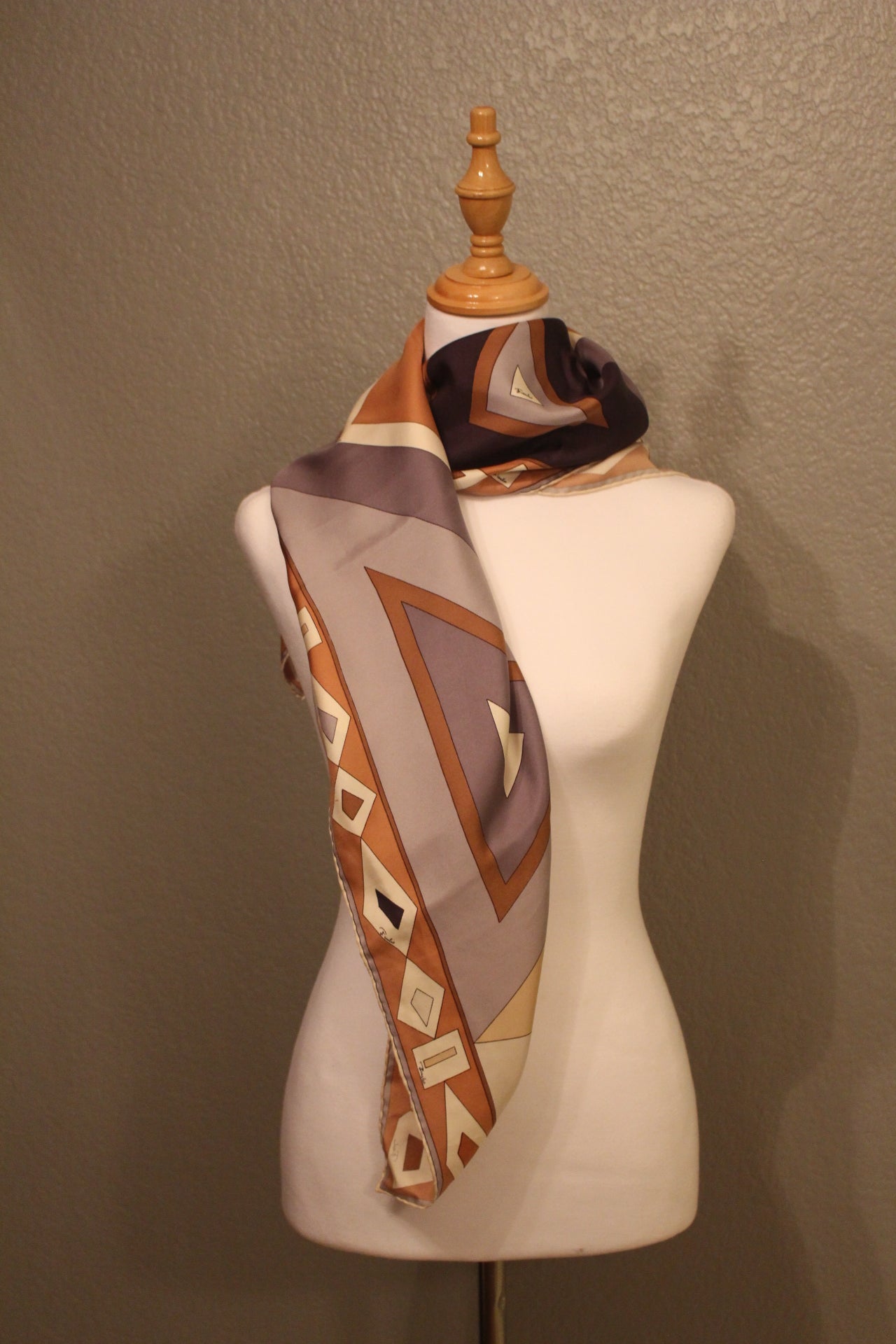 Pucci Designer Patterned, 100% rare Silk Vintage Scarf that can be worn may ways! Made in Italy.